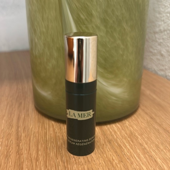 La Mer Regenerating Serum Travel - Picture 1 of 1